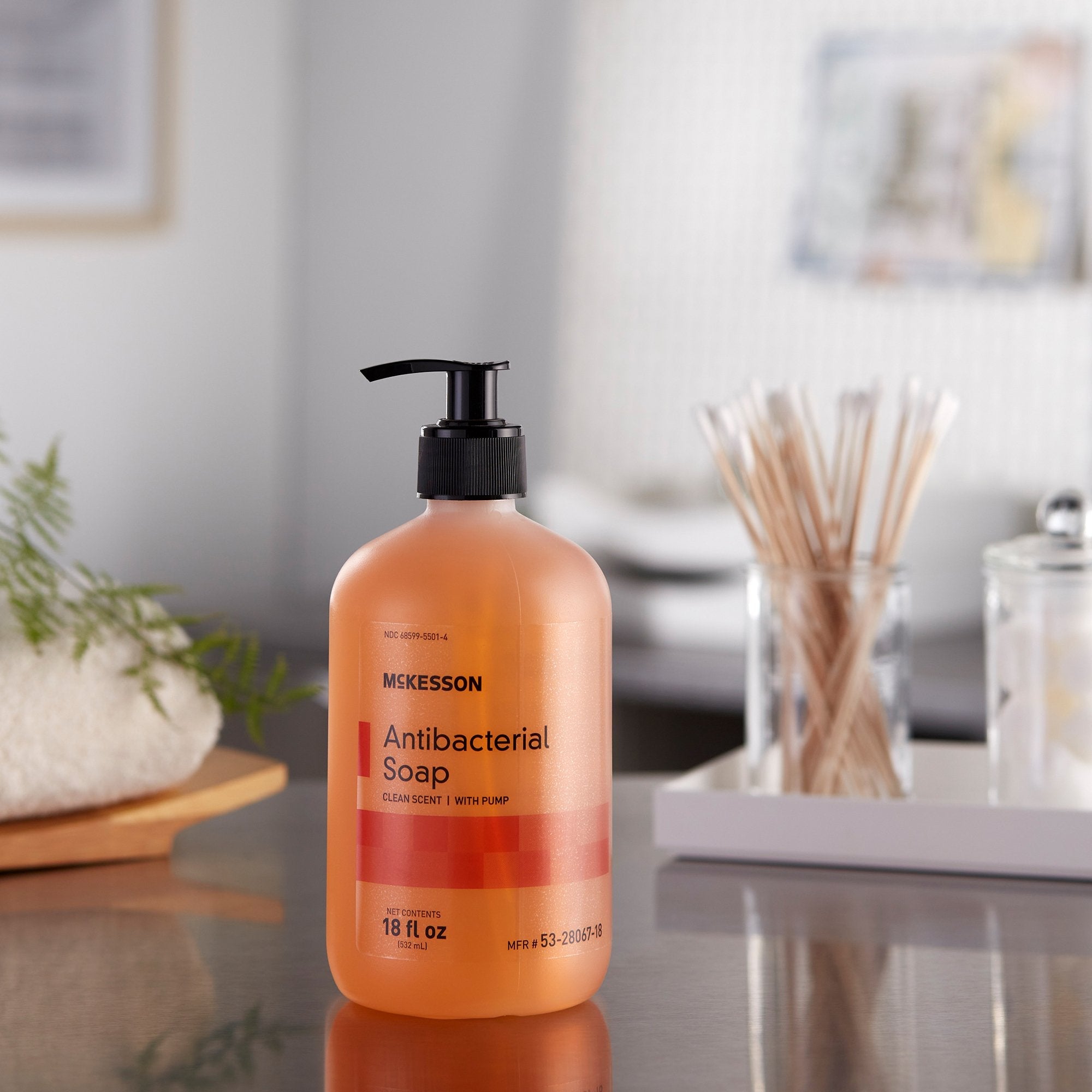 McKesson Clean Scent Antibacterial Soap, 18-ounce bottle 53-28067-18