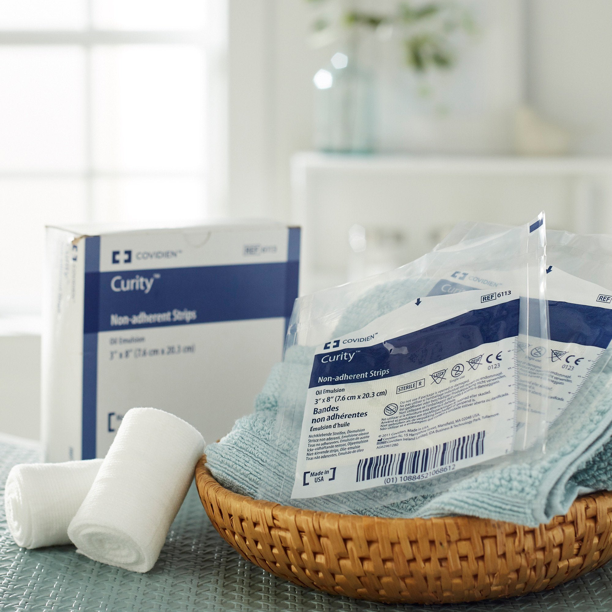 Curity™ Oil Emulsion Impregnated Dressing, 3 x 8 Inch 6113-