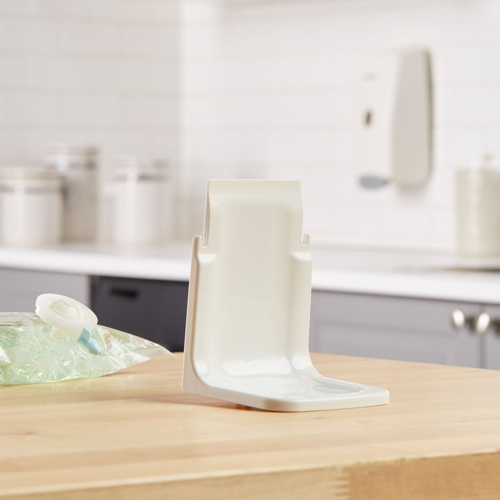 McKesson Dispenser Drip Tray for 1000 and 2000 mL Dispensers BOT63450