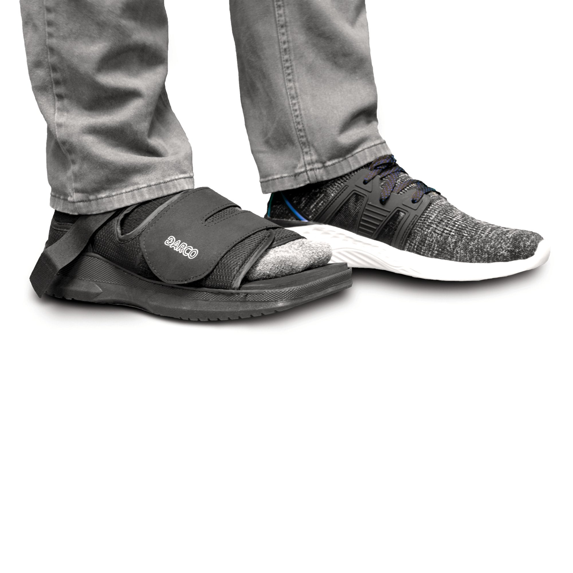 Darco MedSurg Post-Op Shoe, Female, Medium, Black MQW2B