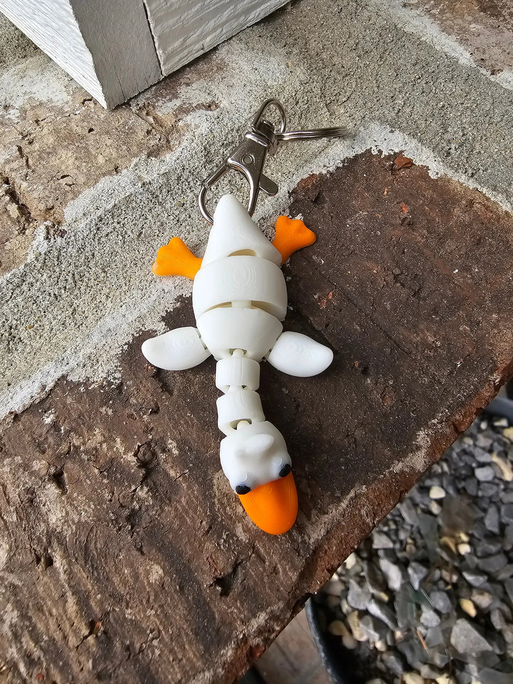 Articulated Duck Fidget Keychain – Clicker Toy