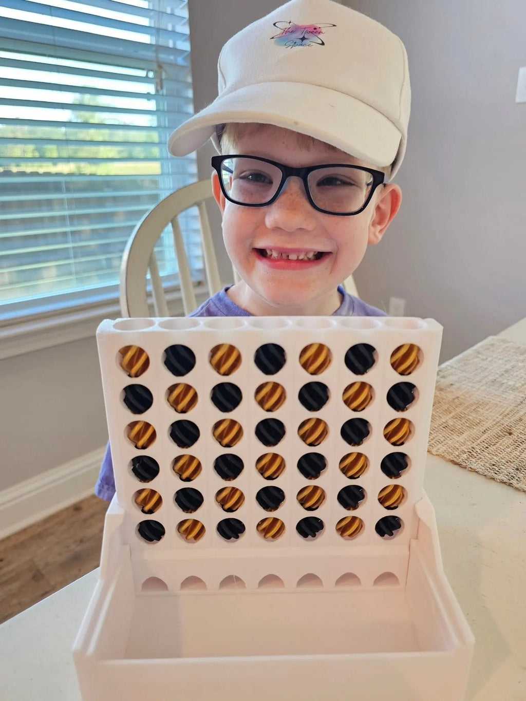 Cascading Self-Sorting Connect Game