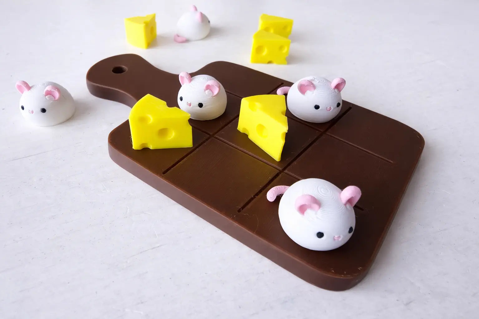 The Tween Space Mouse and Cheese Tic Tac Toe Game — Travel Board Game | 3D Printed