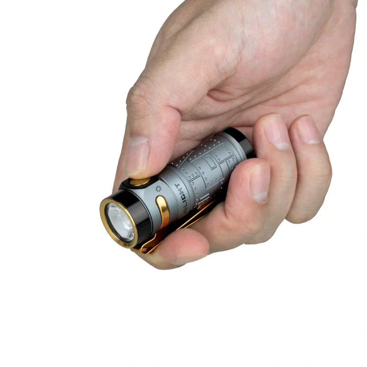 OLIGHT BATON4KITFTPL Baton 4 Powerful EDC Flashlight 1300 Lumens - Fighter Pilot-Premium