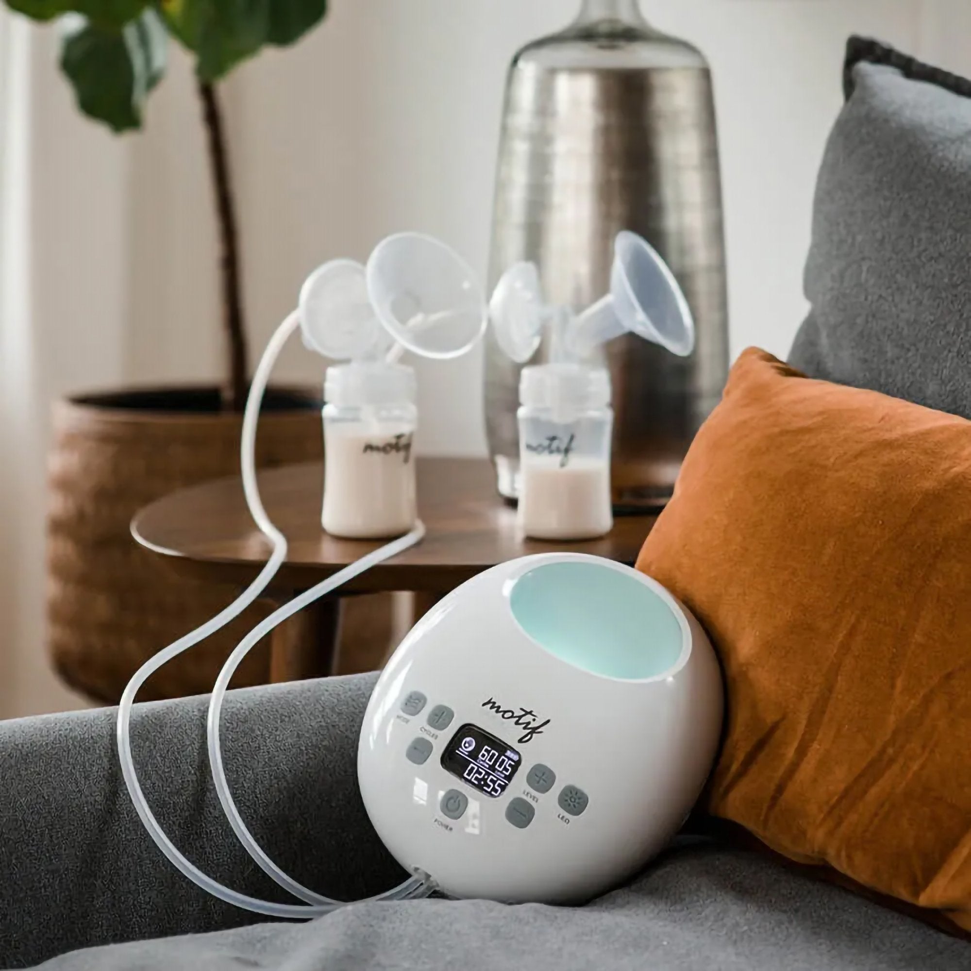 Luna Double Electric Breast Pump Kit AAA0013-20