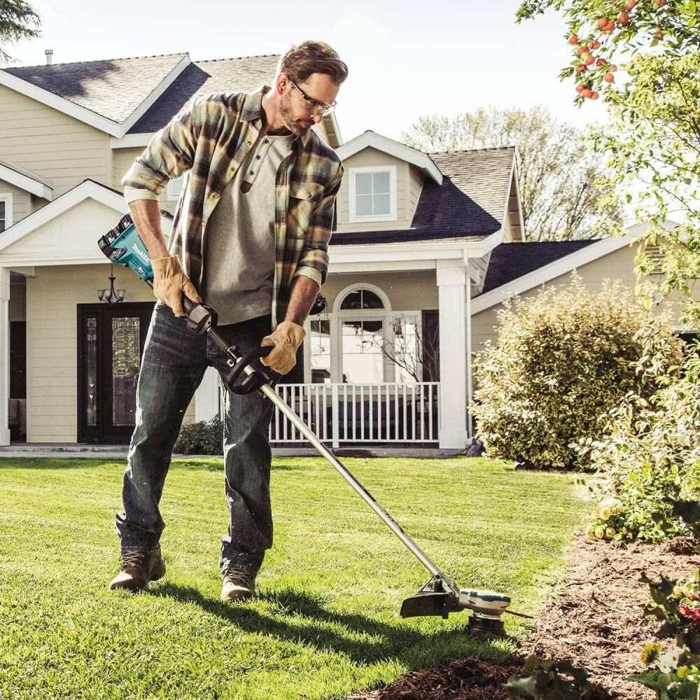 Makita XRU15PT 36V (18V X2) LXT® Brushless String Trimmer Kit, dual port charger (5.0Ah)